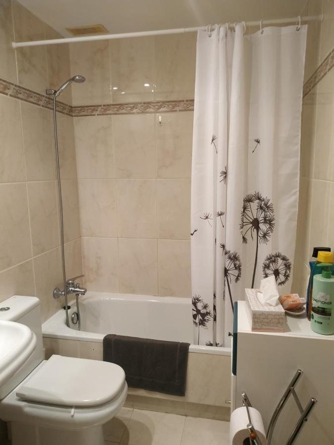 Апартаменты Apartamento Con Piscinas Кастро-Урдиалес Экстерьер фото